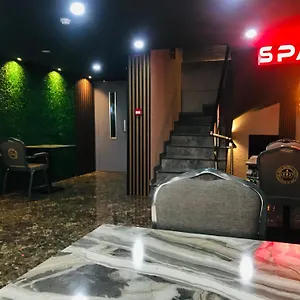 3* Hotel Miss Royal &